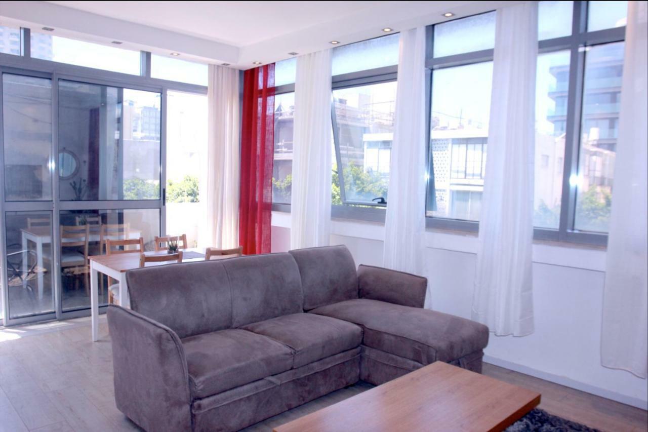 Central Apartment With Shelter Room -1 Bedroom & Living Room And Balcony Тель-Авив Экстерьер фото
